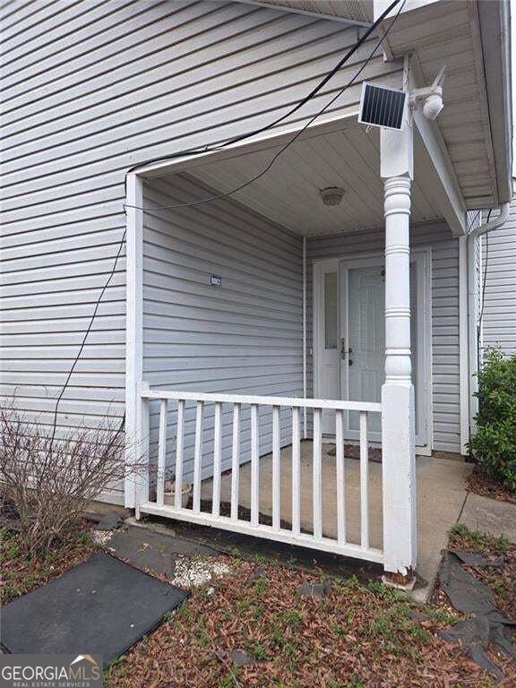 Property Photo:  5914 Trent Walk Drive  GA 30038 