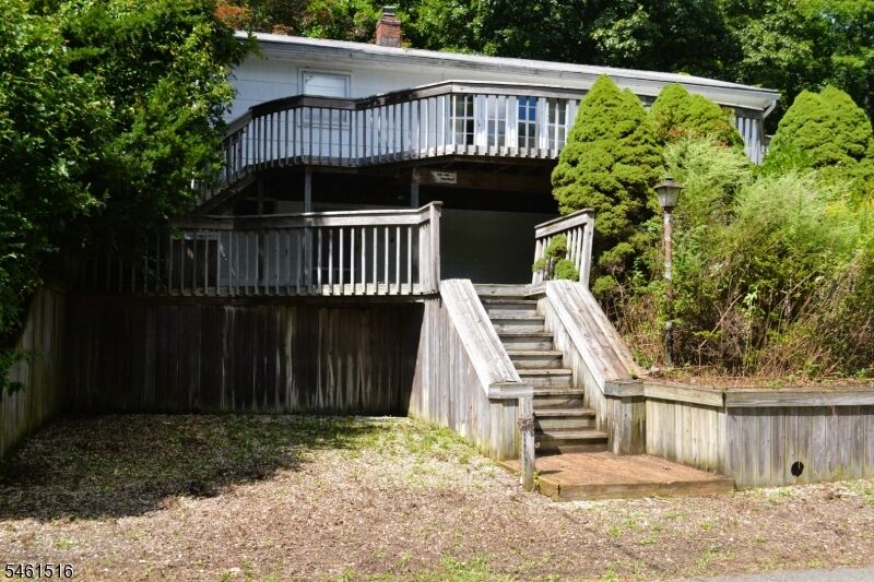 Property Photo:  11 Woods Rd  NJ 07826 