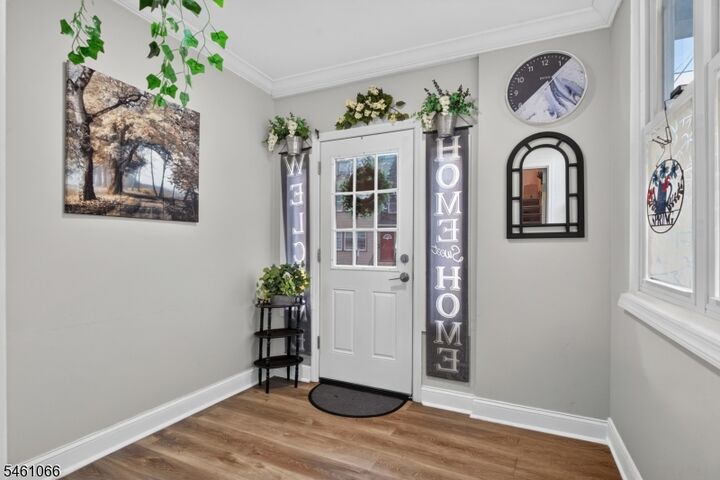 Property Photo:  62 Wilson Pl  NJ 07111 