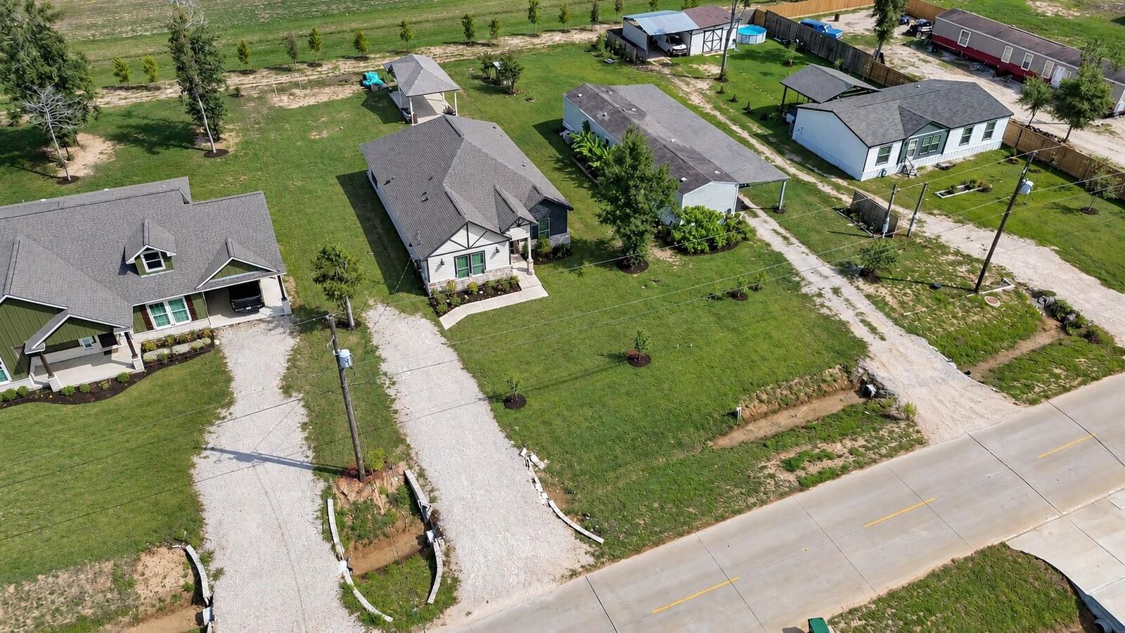Property Photo: 1129 Peter Pine Street TX 77336