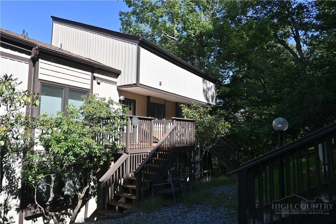 Property Photo:  220 Northridge Road G-28  NC 28604 