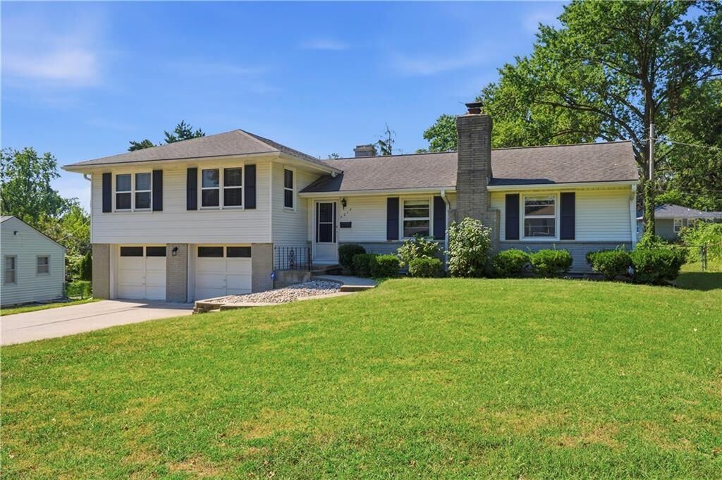 Property Photo:  3013 NE 49th Terrace  MO 64119 
