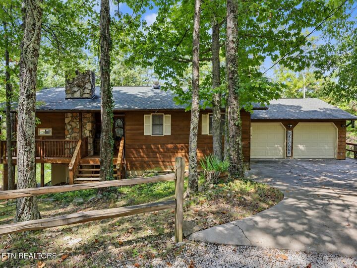 Property Photo: 1001 Old Laurel Lane TN 37876