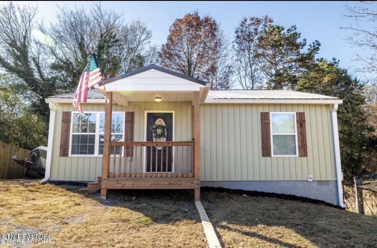 Property Photo:  410 Blair St  TN 37774 
