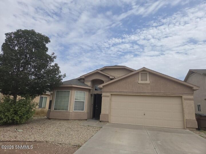 Property Photo:  2114 Windsor Place  NM 88005 