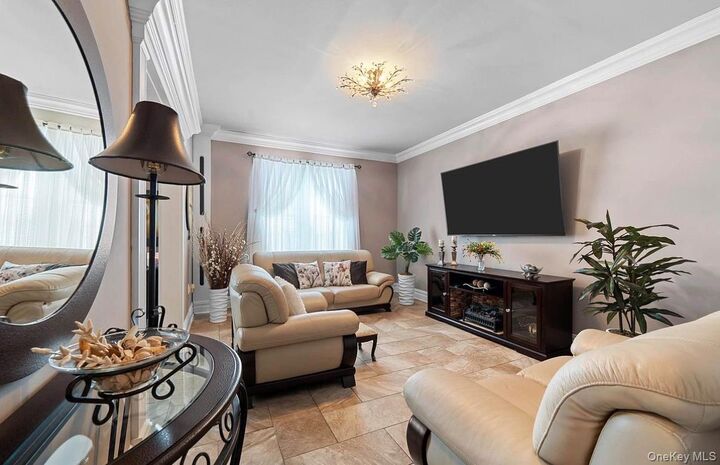 Property Photo:  9031 Fort Hamilton Parkway 5G  NY 11209 