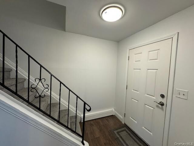 Property Photo:  4 Sylcox Road  NY 12518 