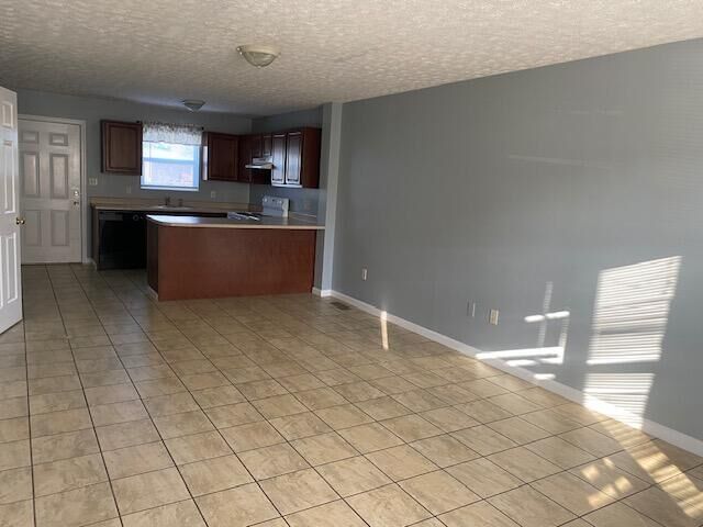 Property Photo: 1586 Meadow Spring Drive TN 37760