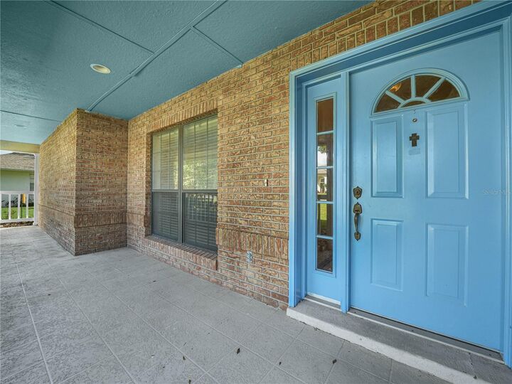 Property Photo:  5657 Bloomfield Boulevard  FL 33810 