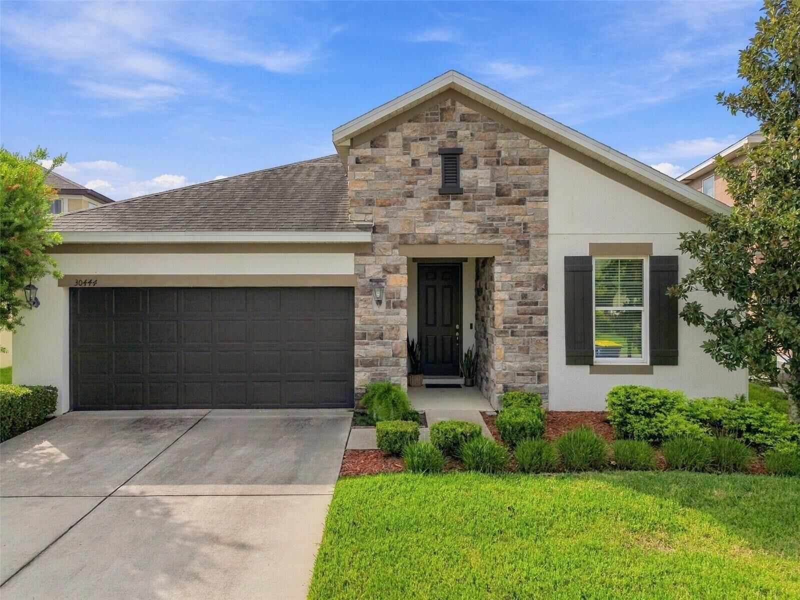 Property Photo: 30444 Pecan Valley Loop FL 33543