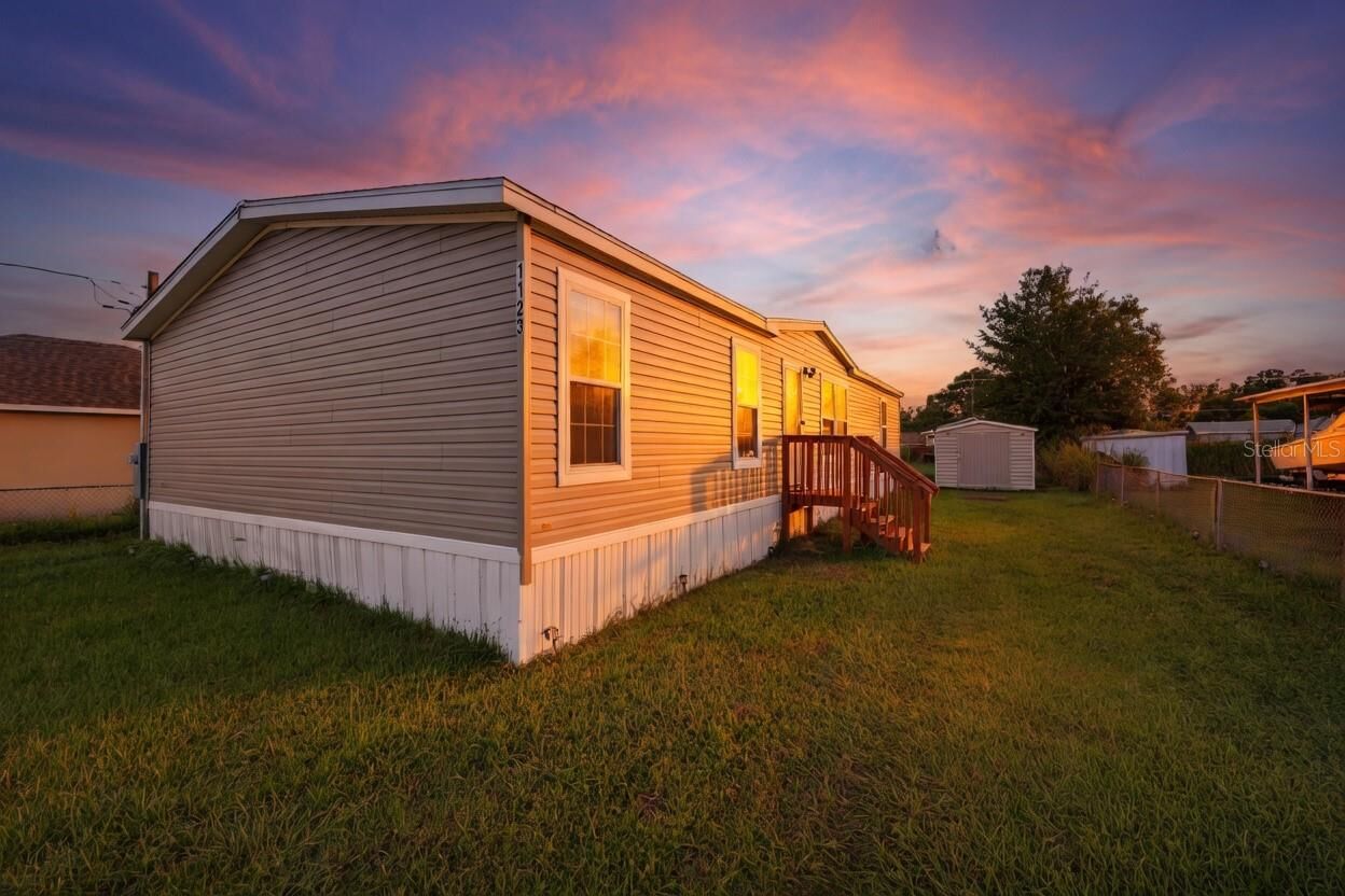 Property Photo:  1123 S Terry Avenue  FL 33815 