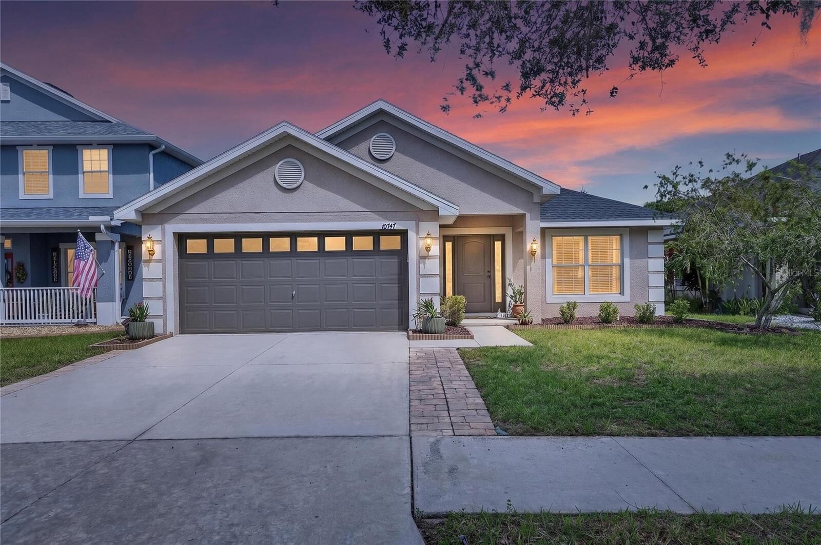 Property Photo: 10747 Standing Stone Drive FL 33598