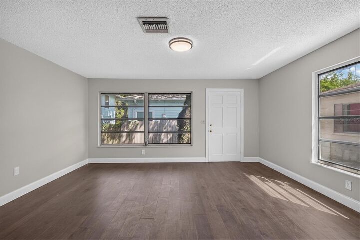 Property Photo: 34 Read Street FL 34689