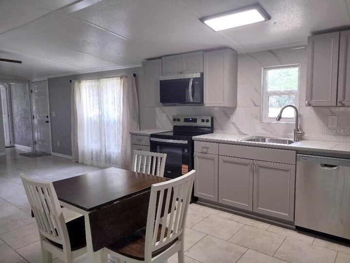 Property Photo: 4055 Mahogany Boulevard FL 32110