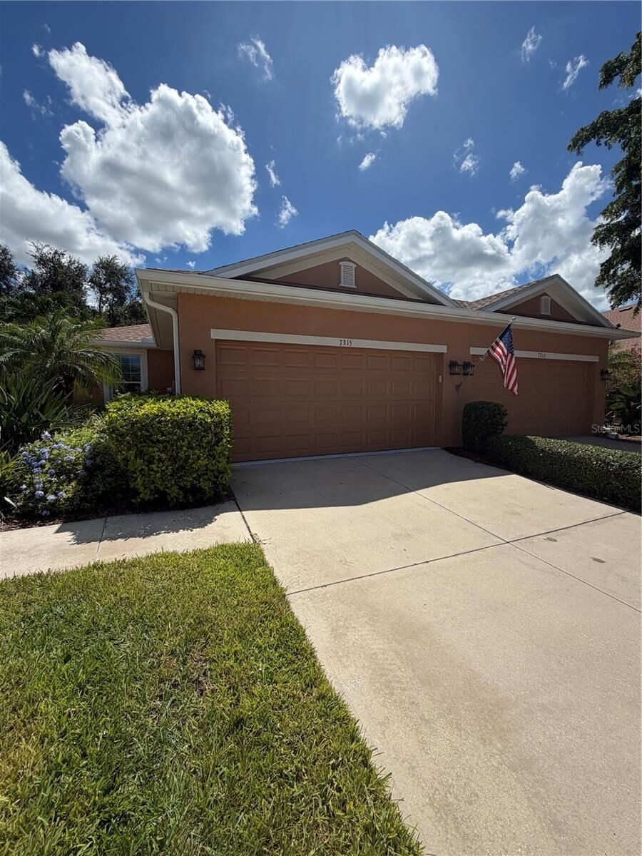 Property Photo: 7315 Emma Road FL 34209