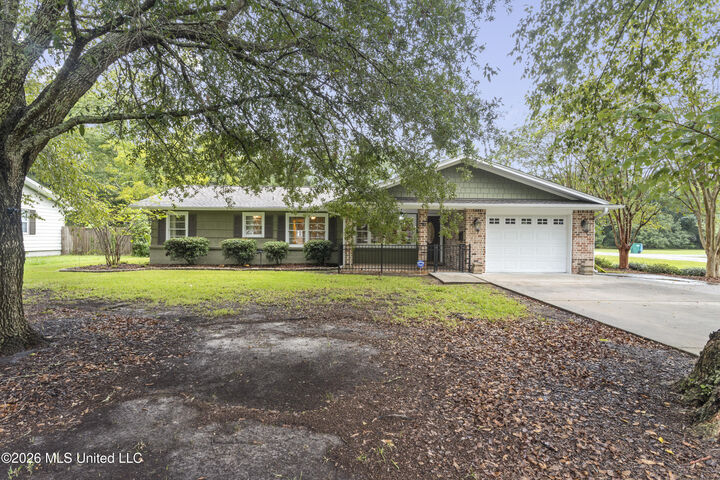 Property Photo:  30 39th Street  MS 39507 
