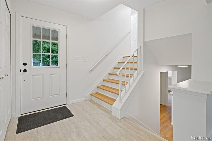 Property Photo: 8240 Hampton Road MI 48138 1316