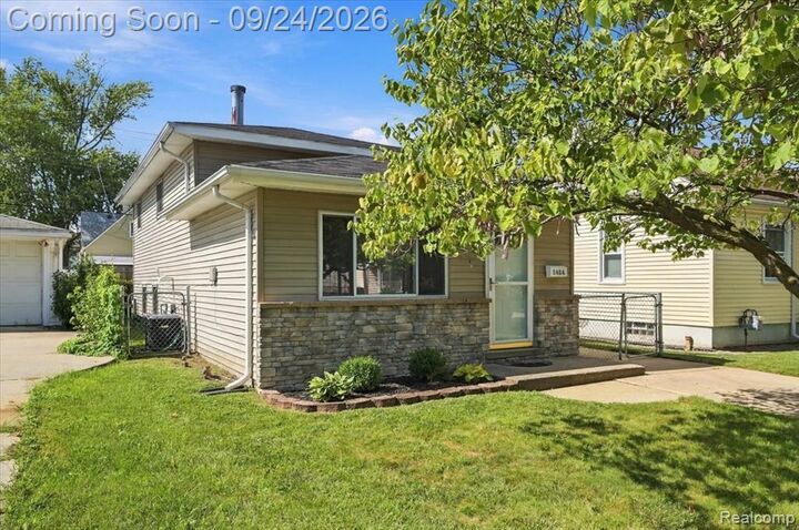 Property Photo:  3404 15th Street  MI 48192 6100 
