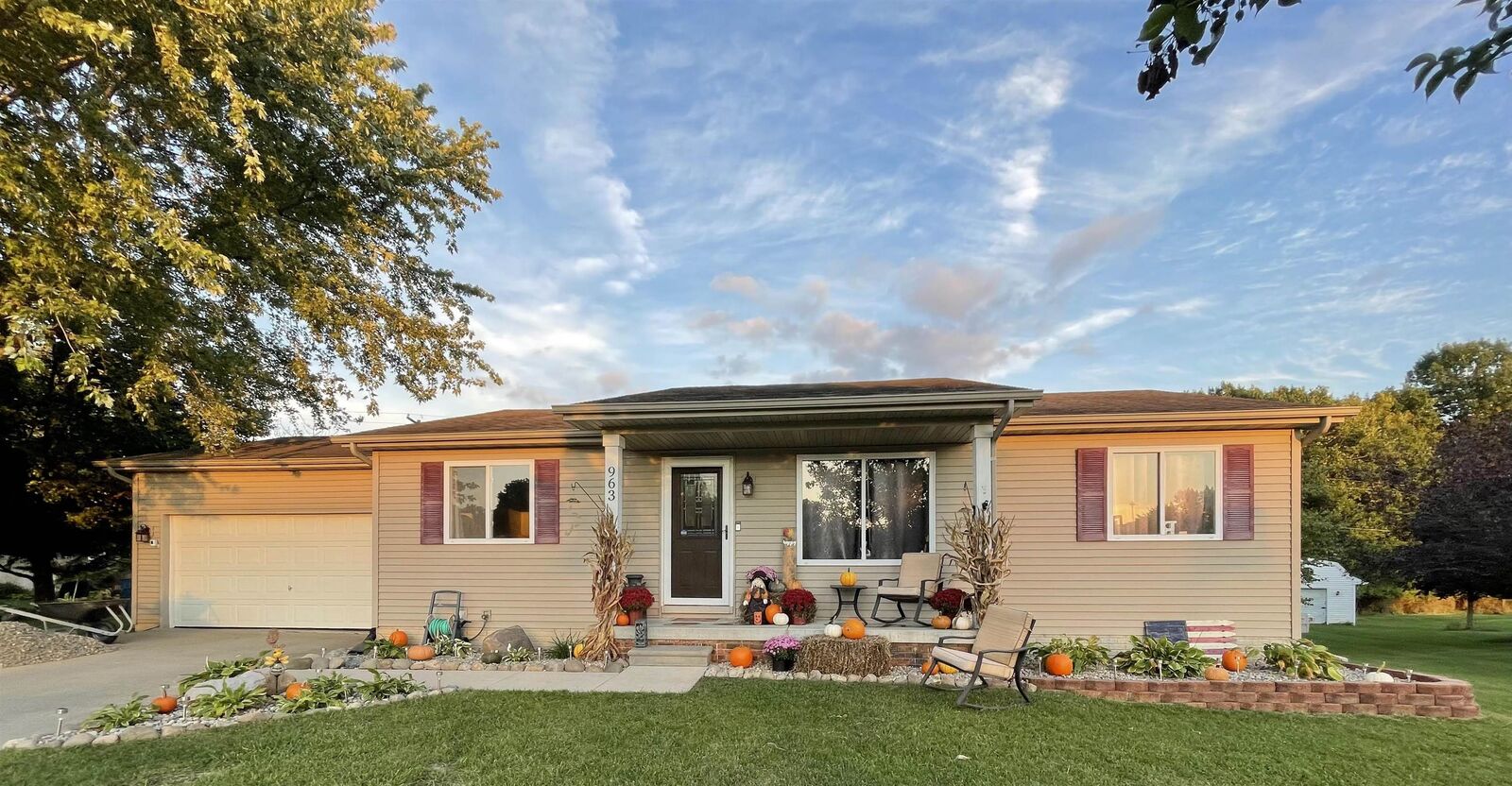 Property Photo:  963 Vassar Court  MI 48768 