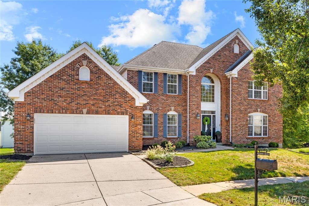 Property Photo:  1015 Nooning Tree Drive  MO 63017 