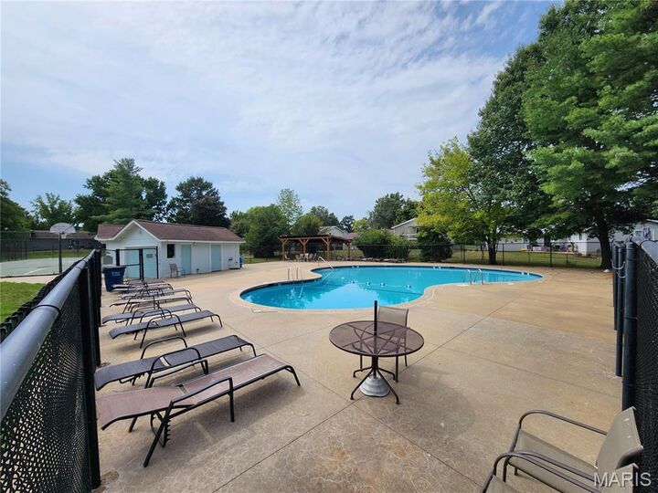 Property Photo:  27 Oak Valley Drive  MO 63376 