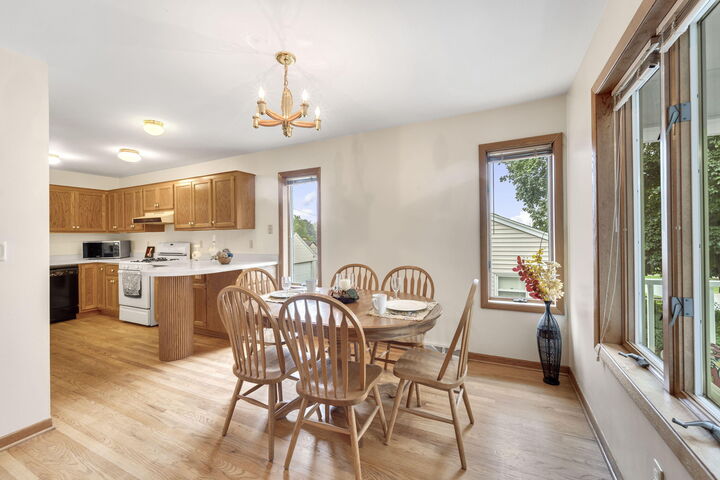 Property Photo: 250 N 115th St WI 53226