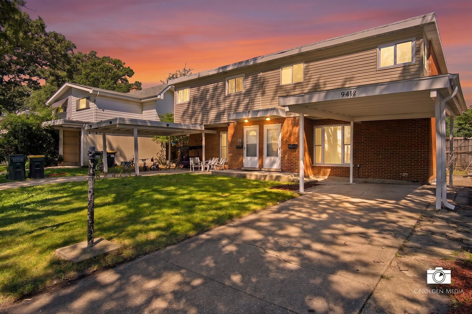 Property Photo:  9412 Noel Avenue  IL 60016 