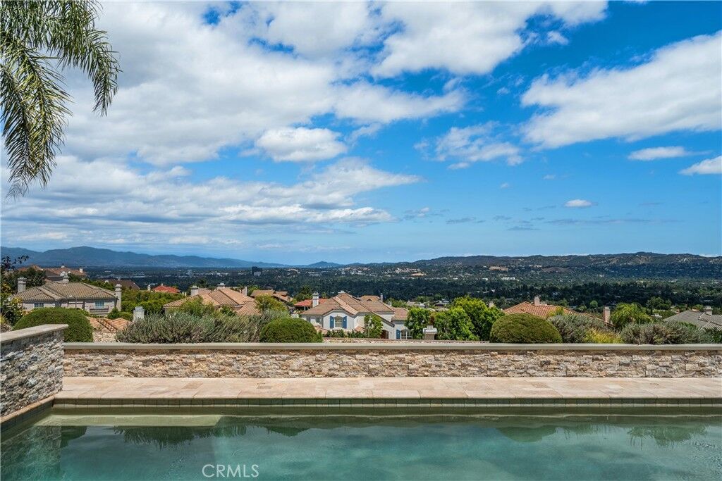 Property Photo: 24918 Vista Verenda CA 91367