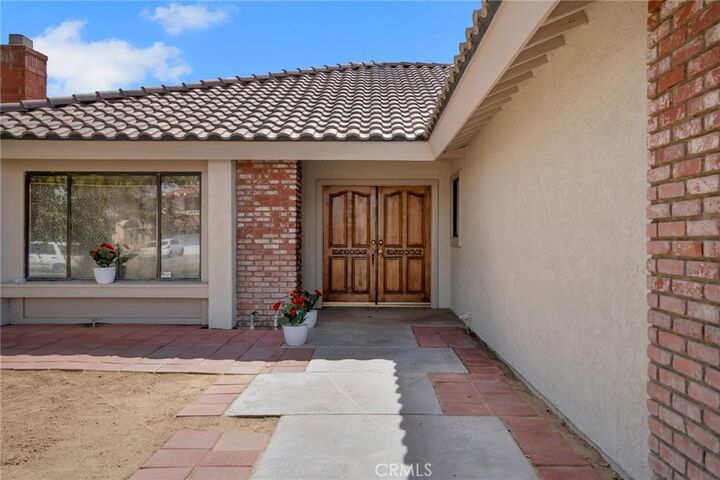 Property Photo:  14453 Jamaica Lane  CA 92342 
