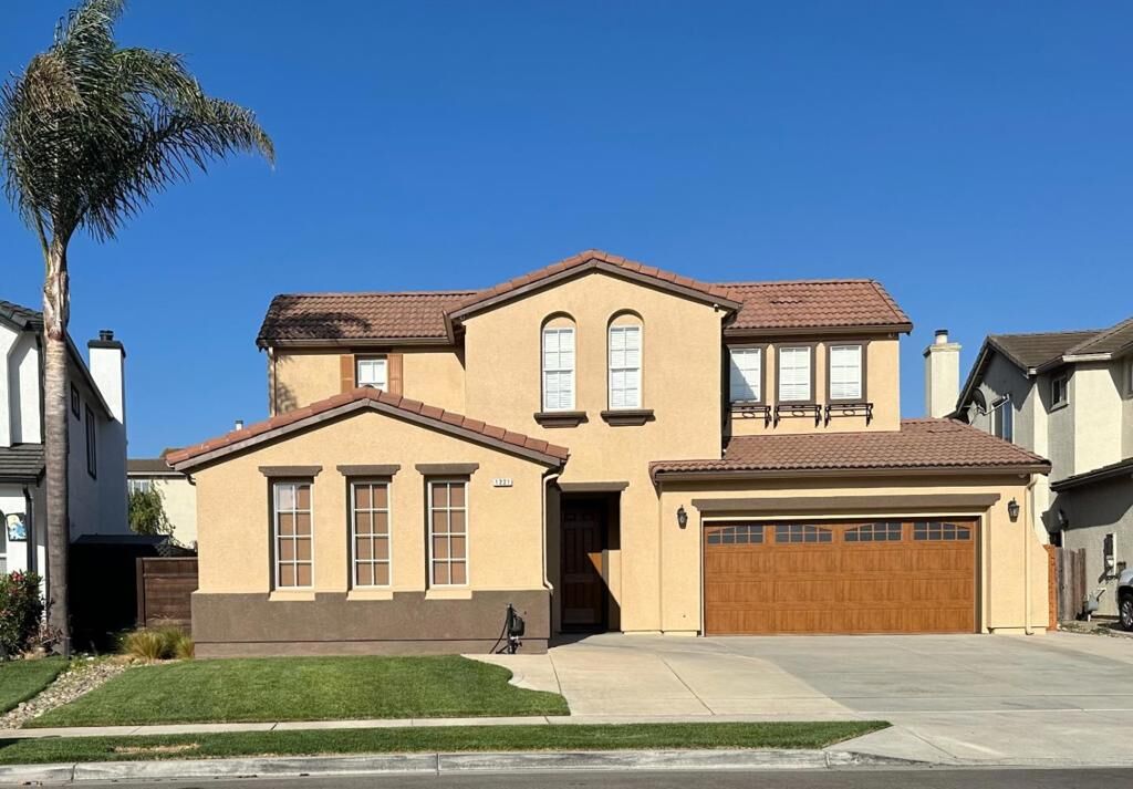 Property Photo:  1221 Modena Street  CA 93905 