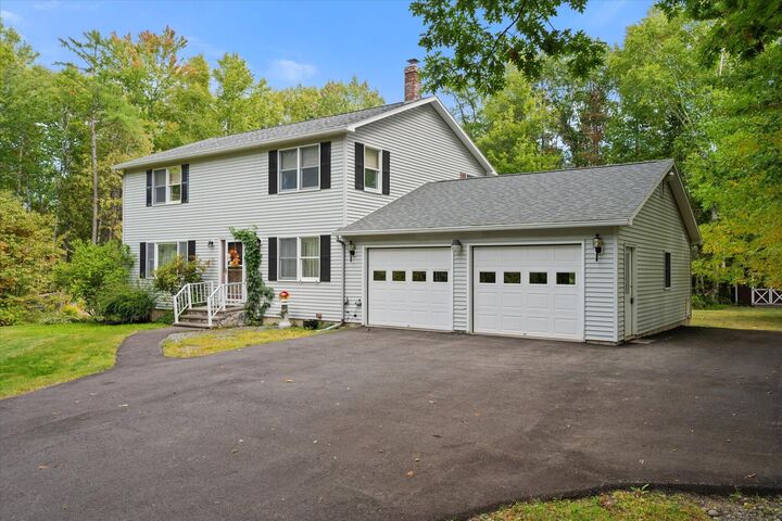 Property Photo:  1057 Sunset Avenue  ME 04401 