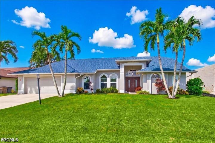 Property Photo: 4404 SW 5th Avenue FL 33914