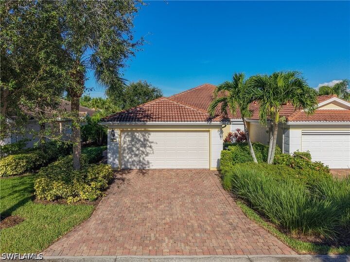 Property Photo:  8677 Erice Court  FL 34114 