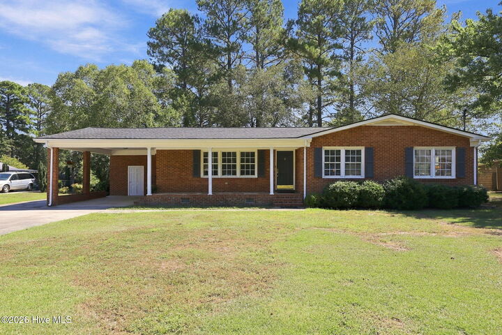 Property Photo: 309 Forest Drive NC 28551