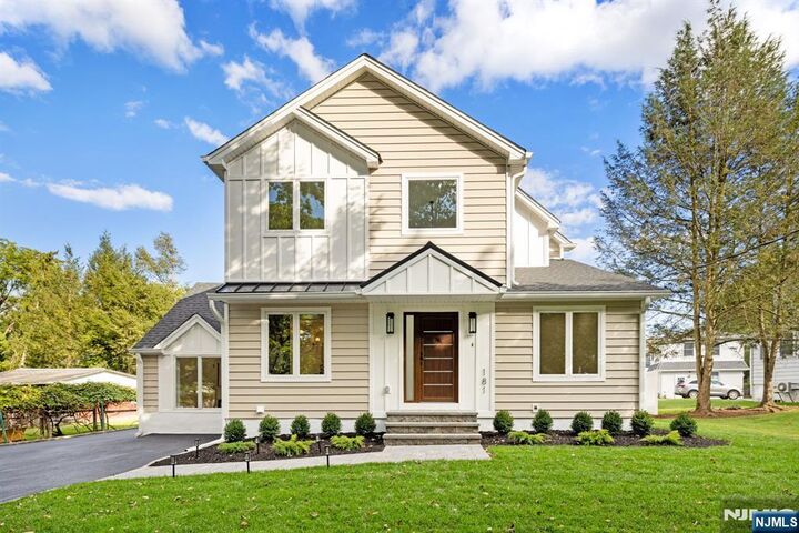 Property Photo:  181 West Street  NJ 07624 