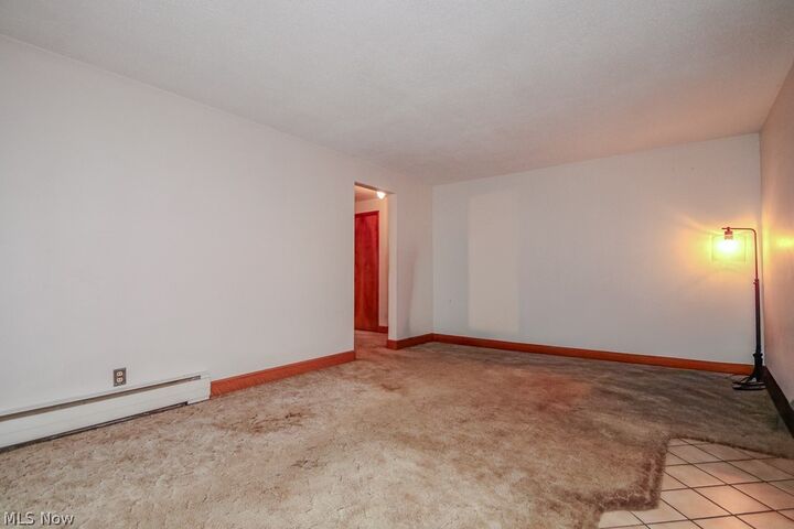 Property Photo: 944 Larkridge Avenue OH 44512