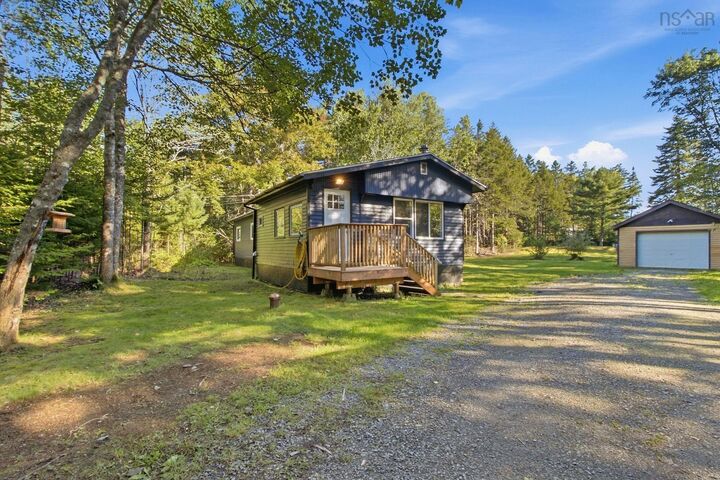 Property Photo:  87 North Uniacke Lake Road  NS B0N 1Z0 