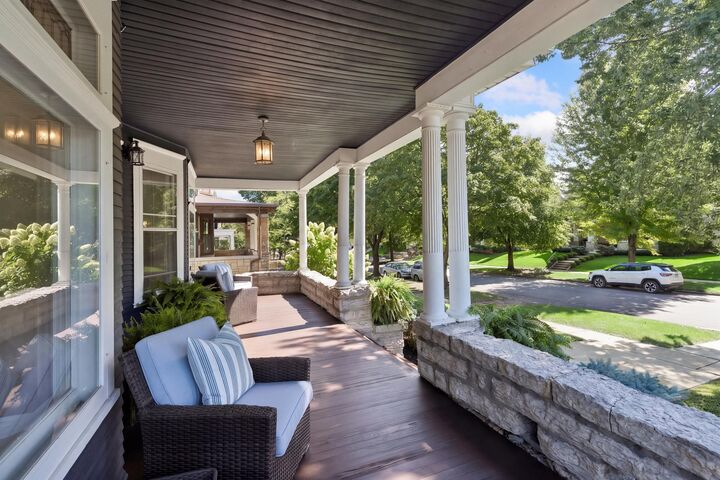 Property Photo:  737 Fairmount Avenue  MN 55105 