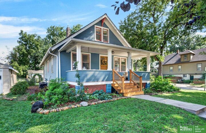 Property Photo: 2703 N 63 Street NE 68104