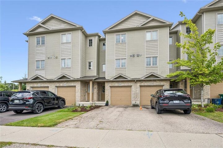 Property Photo:  137 Highland Crescent  ON N2M 0A1 