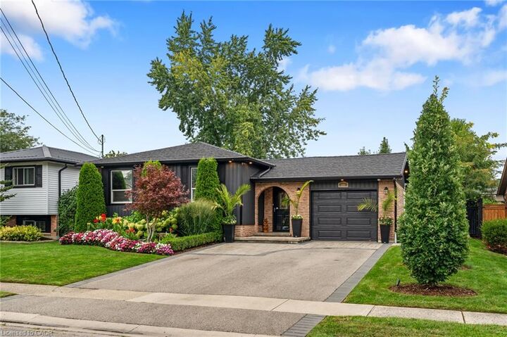 Property Photo:  325 Maccrae Drive  ON N3W 1K5 