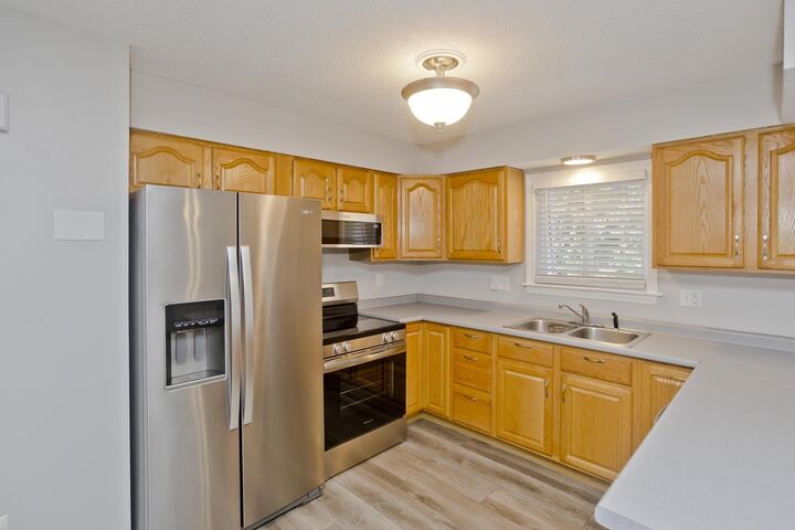 Property Photo: 20 Lawrence Ave 38C MA 01075