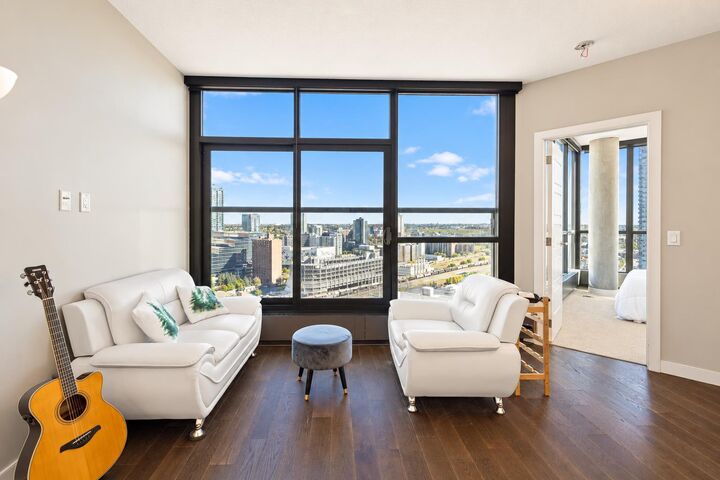 Property Photo:  225 11 Avenue SE 2203  AB T2G 0G3 