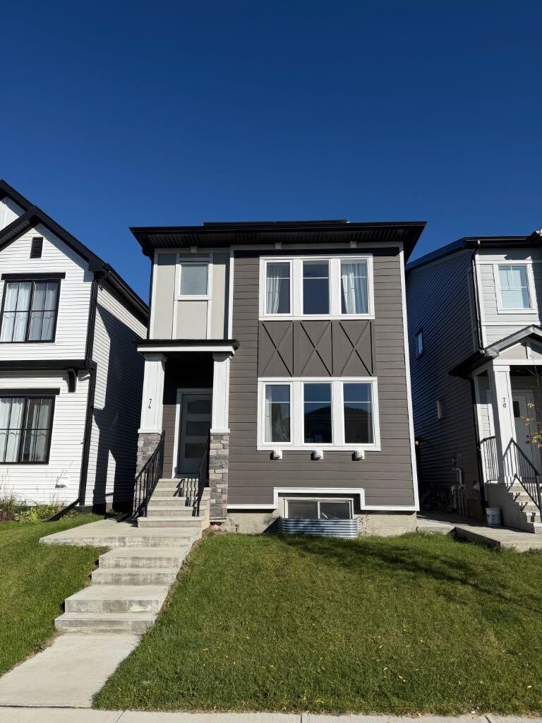 Property Photo:  74 Mallard Heath SE  AB T3S 0E4 