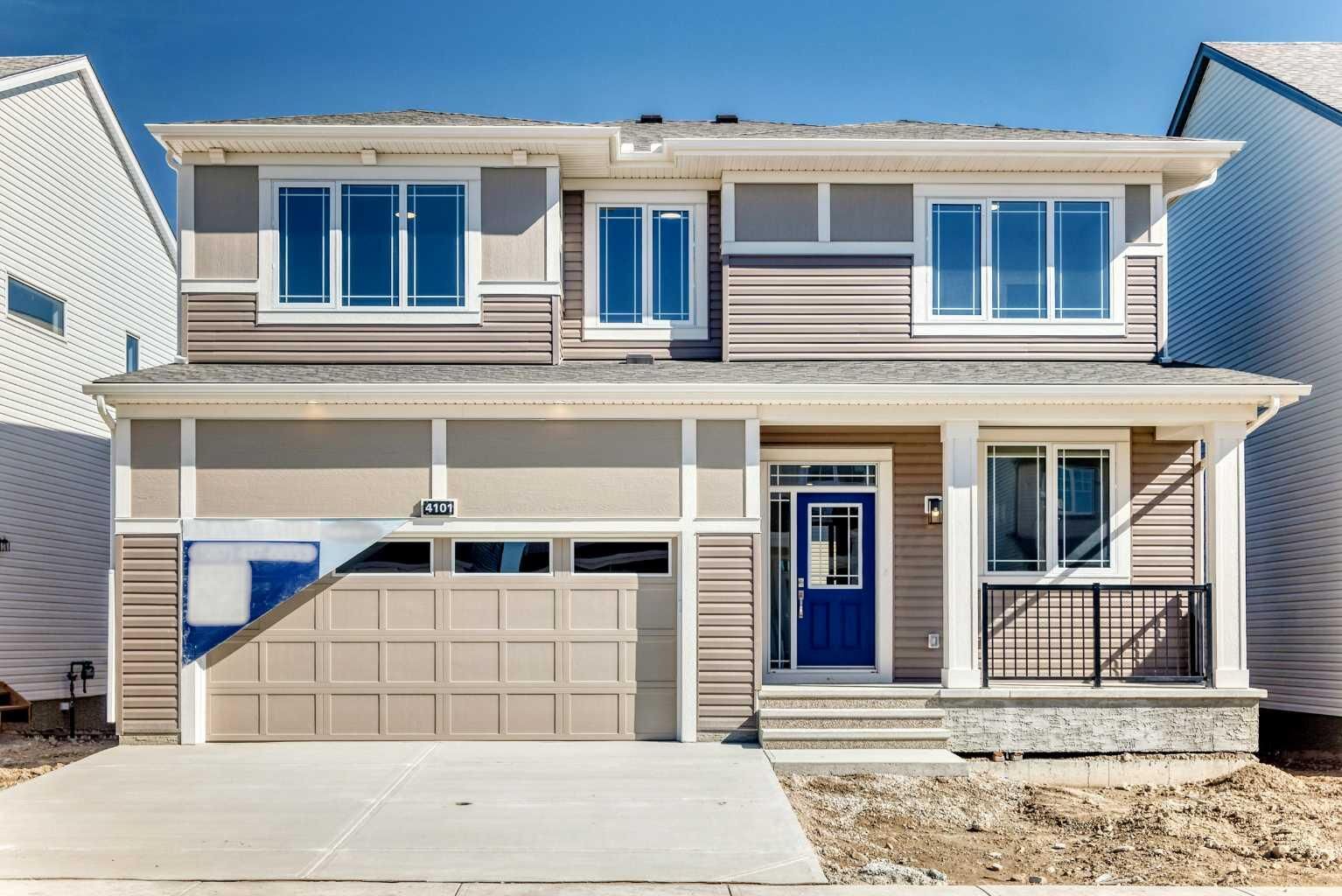 Property Photo:  4101 Southwinds Way SW  AB T4B 2Z8 