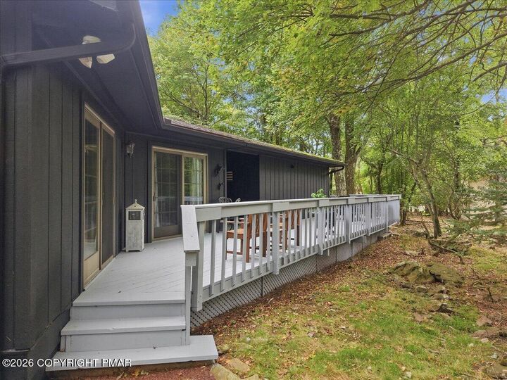 Property Photo: 33 Estates Drive PA 18624