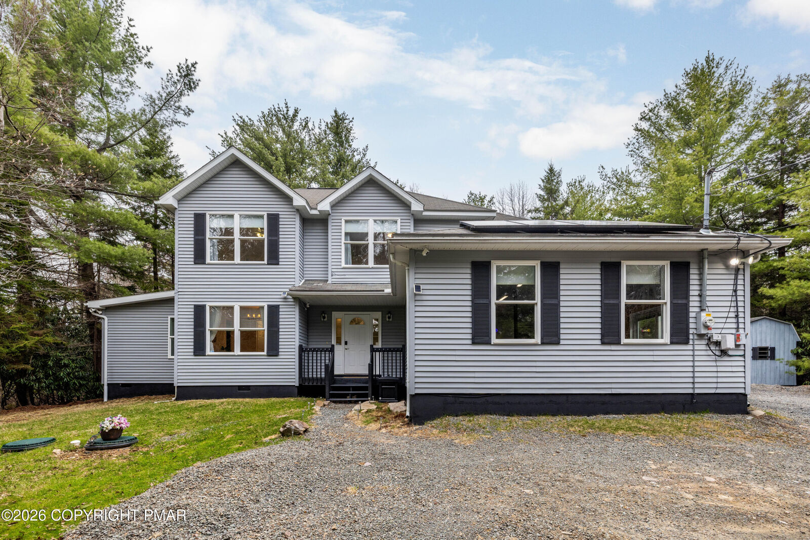 Property Photo:  141 Lenape Trail  PA 18334 