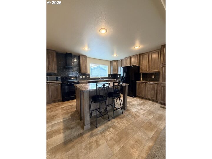 Property Photo: 310 SE Greenwood St OR 97844