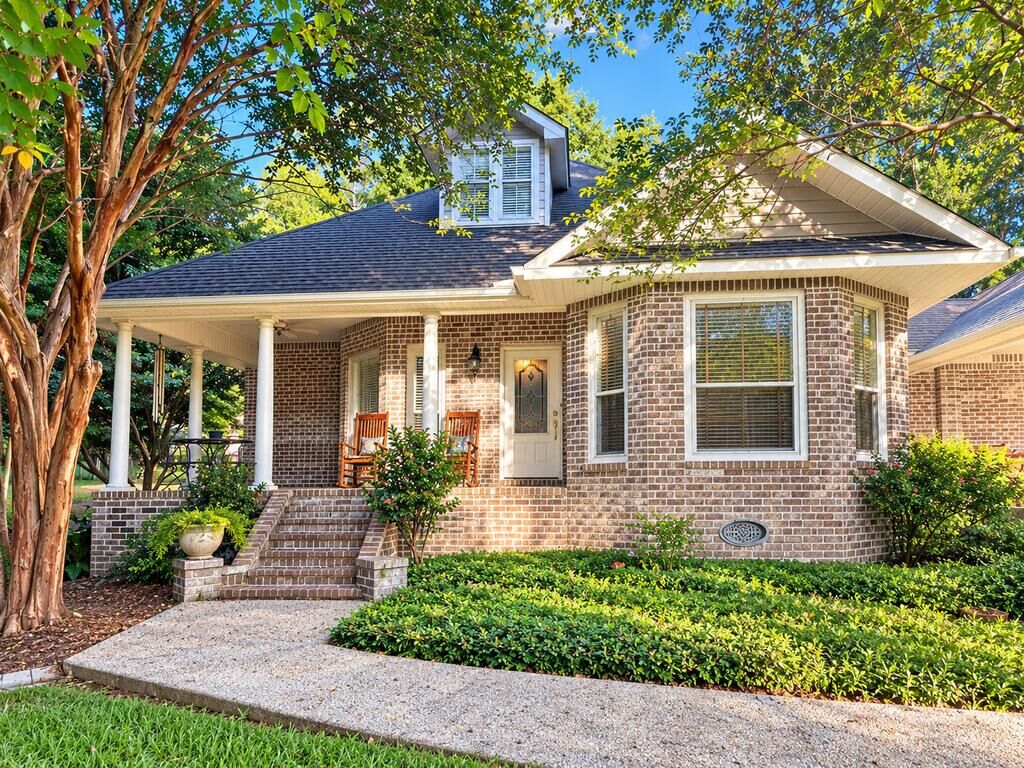 Property Photo:  16 Timber Creek  MS 39466 