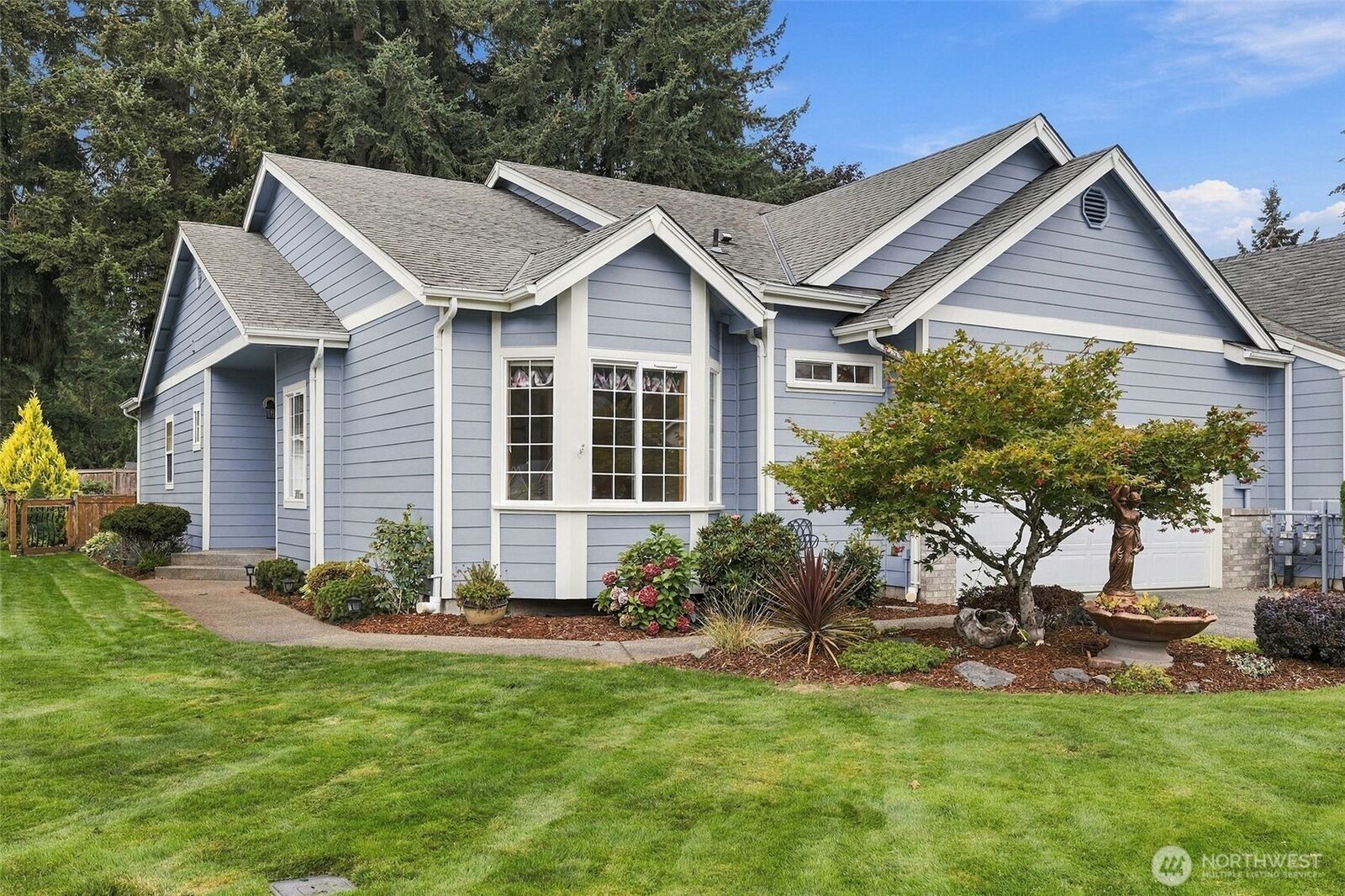 Property Photo: 11404 88th Avenue E WA 98373
